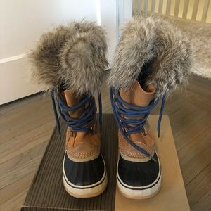 Sorel Joan if Arctic Boots